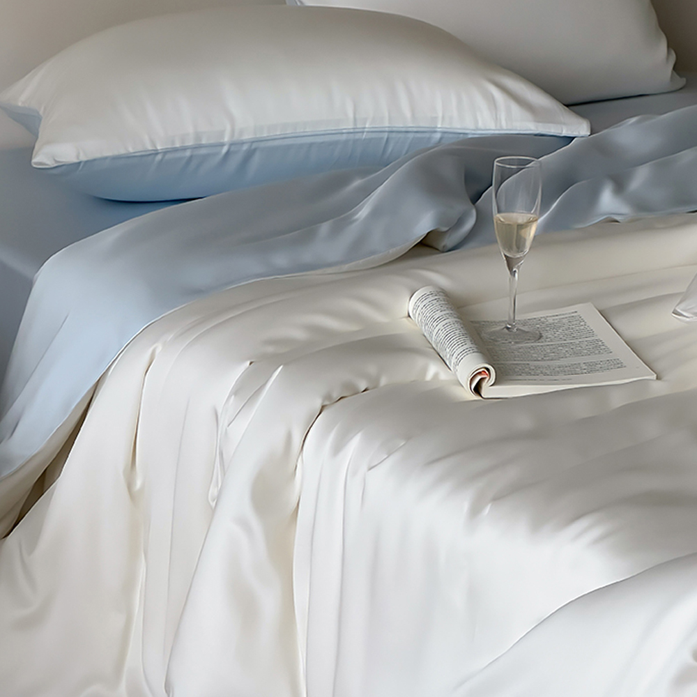 Liv-Esthete 100% Silk Duvet Co - مراجعة Skincare Skin 1004 وسعره