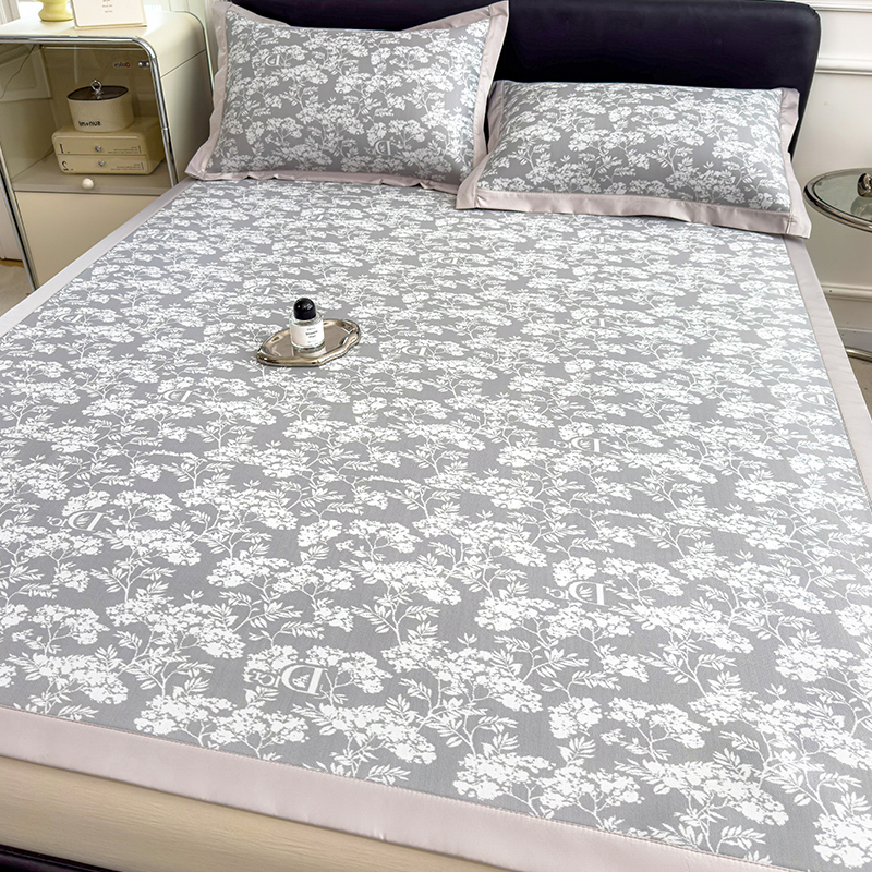 Elegant Floral Pattern Soft Sk - مراجعة Skincare Skin 1004 وسعره